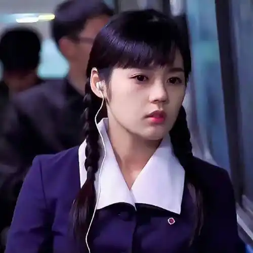 边伯贤唯一承认过的理想型,巅峰时期退圈嫁人的韩佳人有多火?