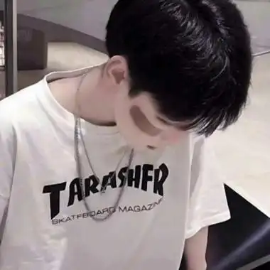 16岁小哥哥照片头像高清好看的16岁帅气小哥哥头像图片