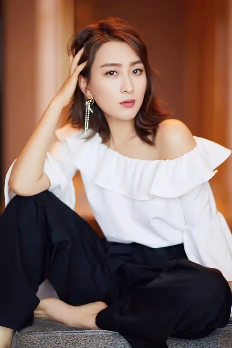 马苏高清写真美图:风姿绰约,妩媚动人