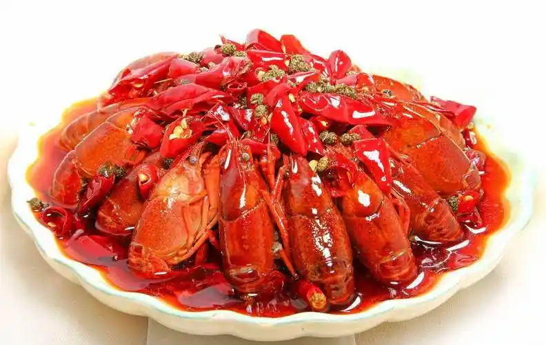 爆炒龙虾的正确吃法让你吃龙虾的是找到乐趣