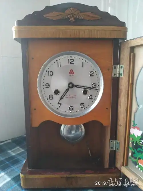 上海555牌座挂钟