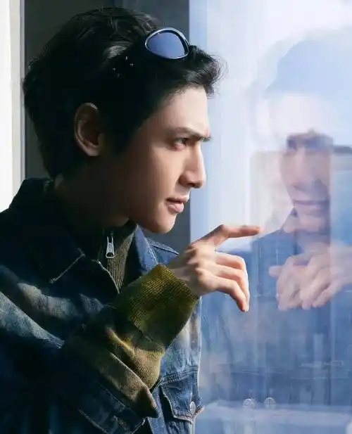 19娱乐瓜:王一博肖战李现吴磊罗云熙谭松韵张新成李沁曾舜晞_商务_好