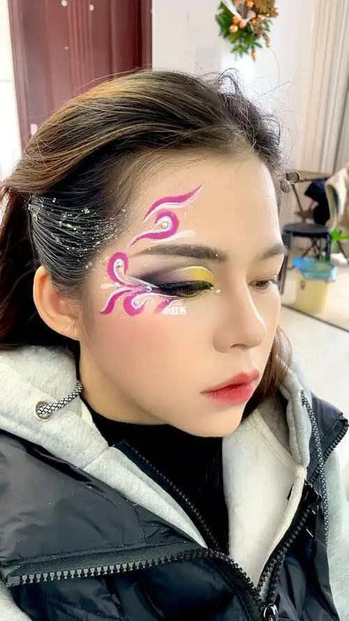 舞台彩绘妆