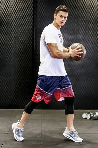 美国队杜兰特篮球训练短裤男篮球网状短裤透气运动大码短裤一件代