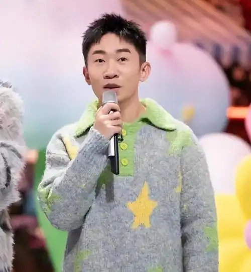 杨迪情绪失控!录制中接电话痛哭引热议