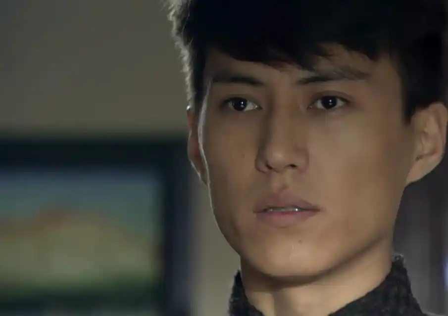 电视剧闯关东龟田一郎扮演者靳东青春帅气剧照图片