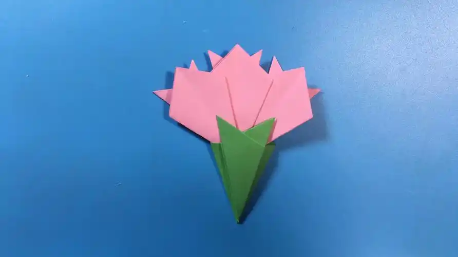 04:55  来源:好看视频-教你折纸晶莹剔透雪花,简单易学,详细视频教程