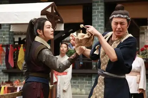 《伙记办大事》播完之后,紧接着的就是古装剧《一笑渡凡间》.