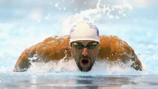 菲尔普斯100自反超罗切特摘金 解禁后夺2冠宣告回归