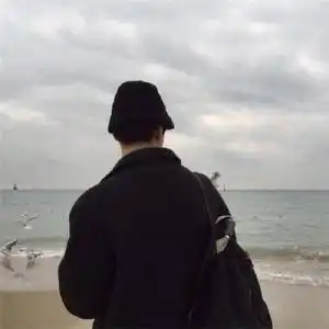 头像图片男生霸气背影保持着将来的模样