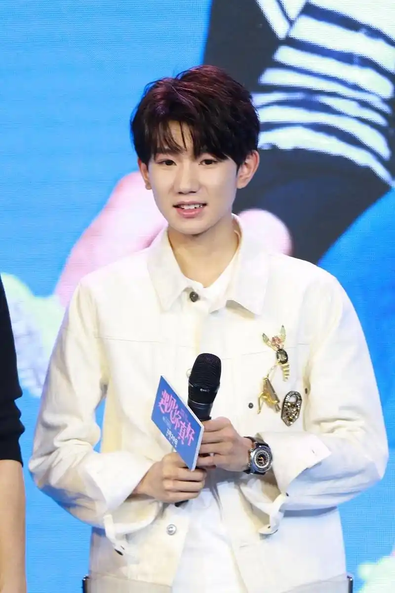 室发布律师声明,就网传王琳凯在节目《城市捉迷藏》中弄伤王源的事件