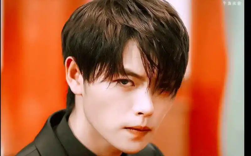 【肖宇梁】小哥的眼神杀真的是帅到我心坎!_哔哩哔哩_bilibili