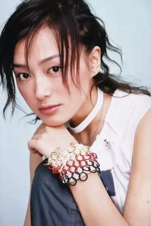 同是黄晓明前任,把秦岚和杨颖一对比,差距太大了_腾讯新闻