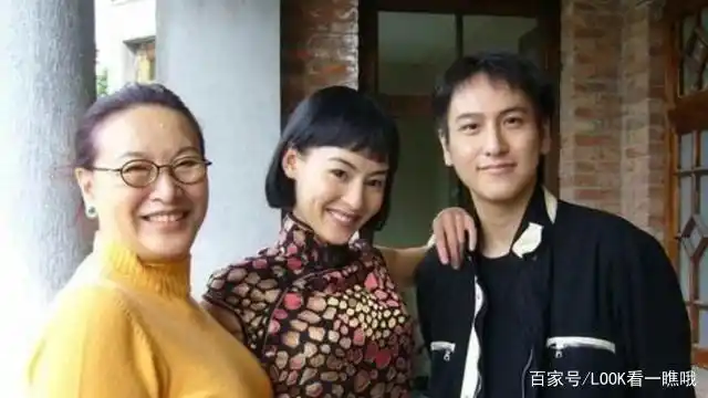 八字看汤珈铖命姻缘,必嫁豪门的八字特征