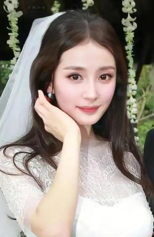 娱乐圈最美新娘还得是她艳压