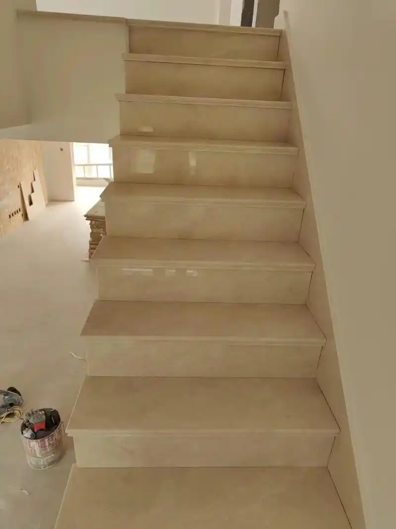 天然大理石楼梯踏步.楼梯踏步怎么选 天然大理石:刚性好,硬 - 抖音
