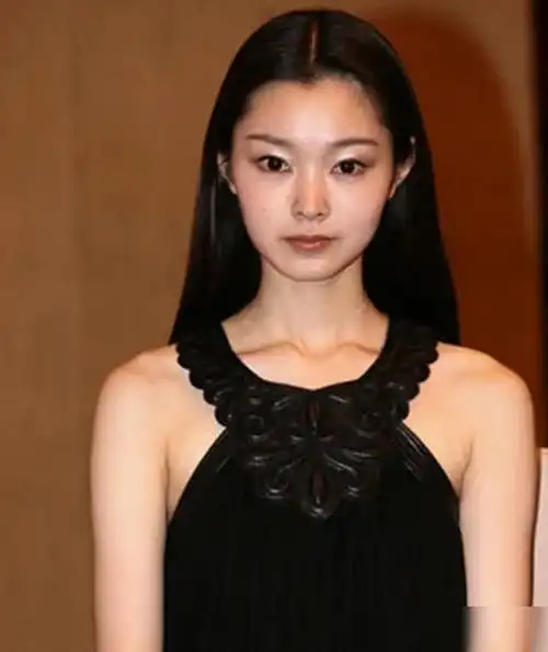 李沁逆生长,宋轶是同一个人吗?