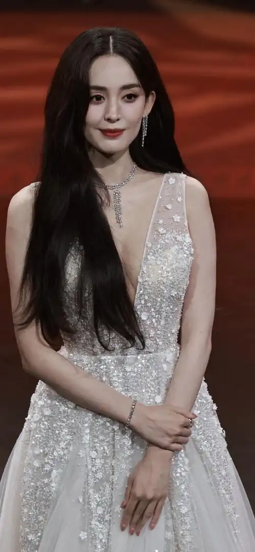 古力娜扎的生图从不让人失望#娜扎外网生图