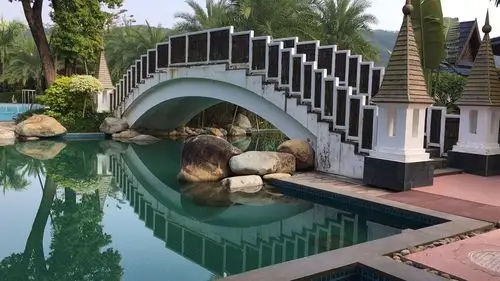 快乐之旅一水底山温泉度假村,秋的季节.