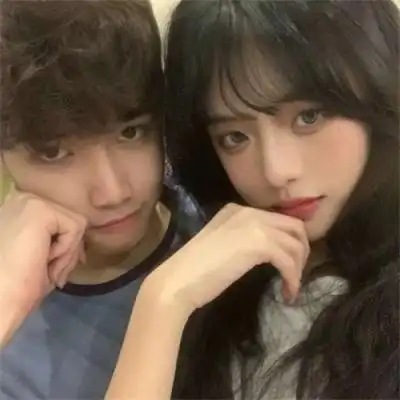 2022最新头像清新超甜的情侣图片 唯美情侣高清真人微信头像大全_情侣