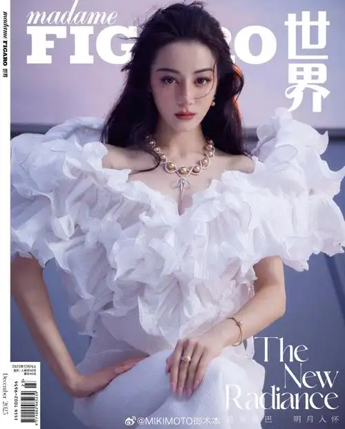 全球代言人迪丽热巴#@dear-迪丽热巴翩然演绎mikimoto高级珠宝