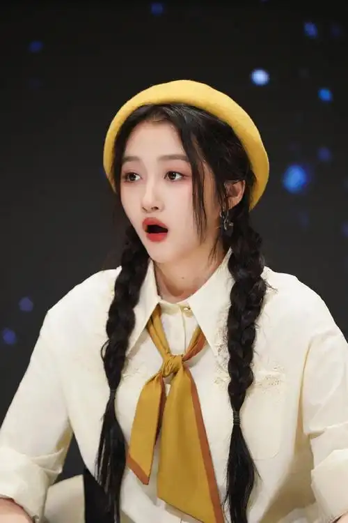 关晓彤王牌对王牌