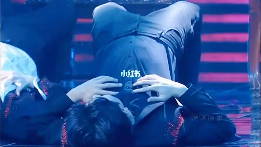 时代少年团顶胯直拍可以涩涩