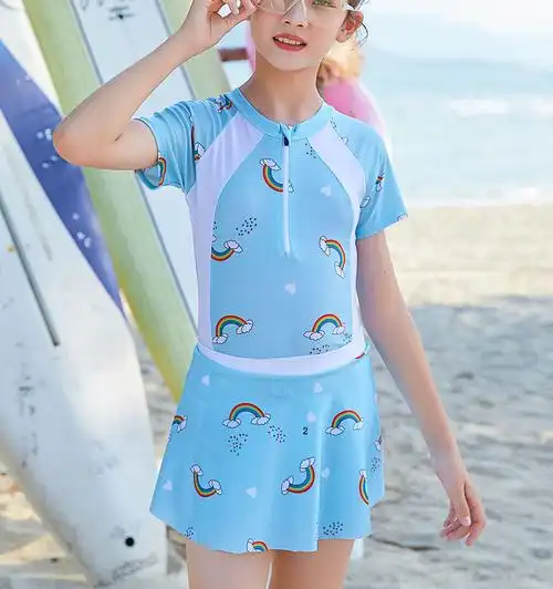 新款游泳温泉儿童泳衣泳衣防晒游泳保守沙滩温泉连体休闲游泳衣