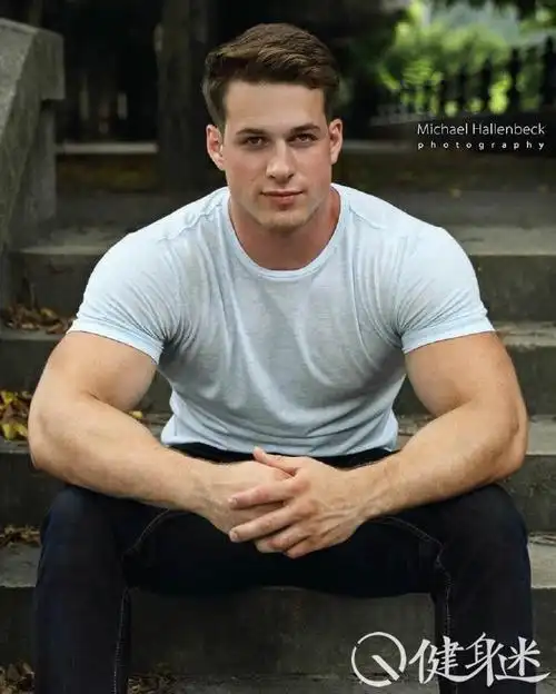 美男肌肉男模尼克桑德尔nicksadell秀完美肌肉