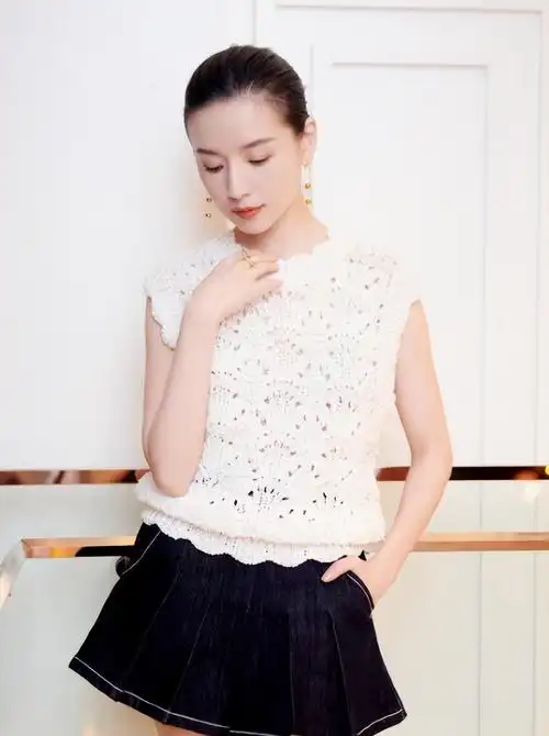 董洁个人资料简介身高(董洁体重身高各多少)