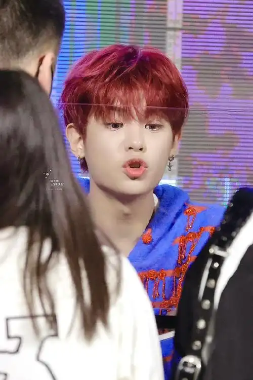 justin黄明昊0219生日快乐