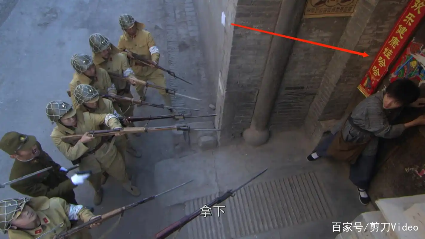 盘点抗日剧中的大型搞笑穿帮镜头,摄像头都不值一提