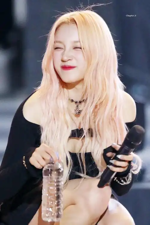 gidle宋雨琦上韩综表示自己通过了sm娱乐面试但选择了cube