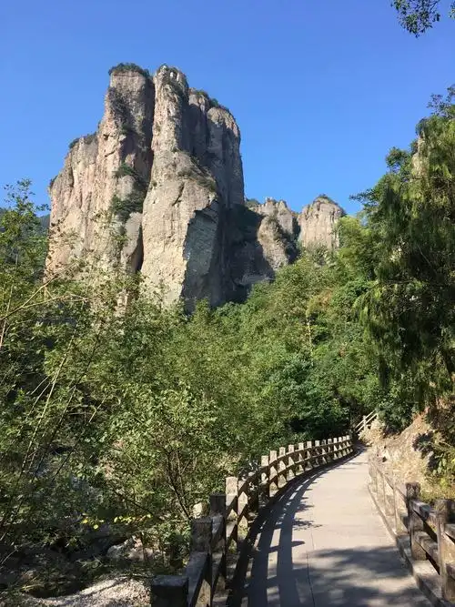 因旅行,而使脚步向前—游雁荡山