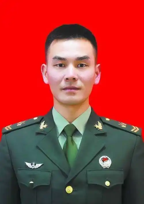 为他投票6767驻邢台部队四级军士长李晋同志入围陆军标兵候选人