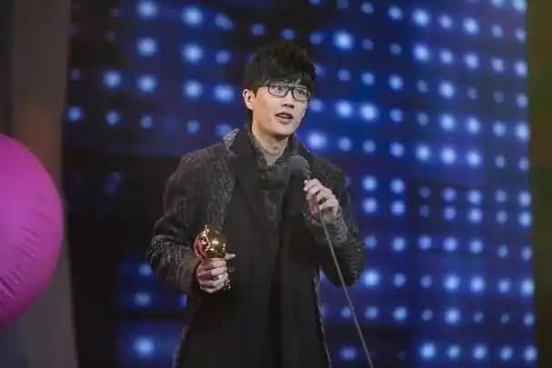 许嵩凭什么一直火到现在?