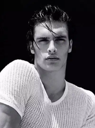 全球10大颜值最高的男模帅到极致的美男子