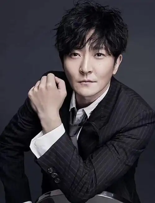 都挺好39岁的郭京飞终爆红求生欲望强要与苏明成划清界限