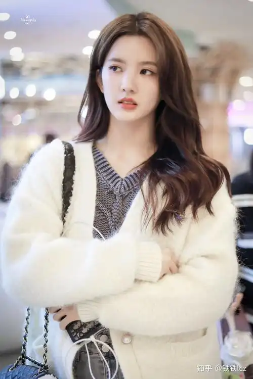 铁铁lcz 的想法: 刘些宁的颜真的踩在我的审美点上!美女多… - 知乎