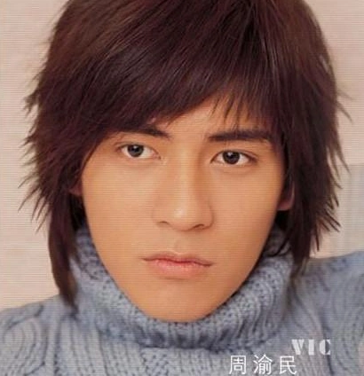 周渝民:听说有人骂我丑?我反手就是一张过去的写真照!