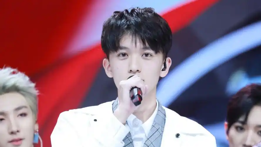 赵英博 快男巅峰歌会