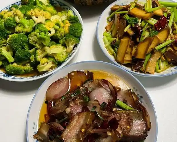 贵州女子晒婆婆婚前婚后做饭变化走红朋友圈网友搞笑又真实