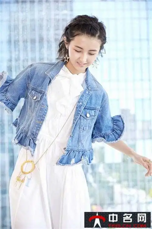 我们的少年时代栗梓喜欢班小松吗她的结局是什么