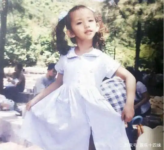 别再说程潇胖啦!看看小时候,真是天生的美人胚子