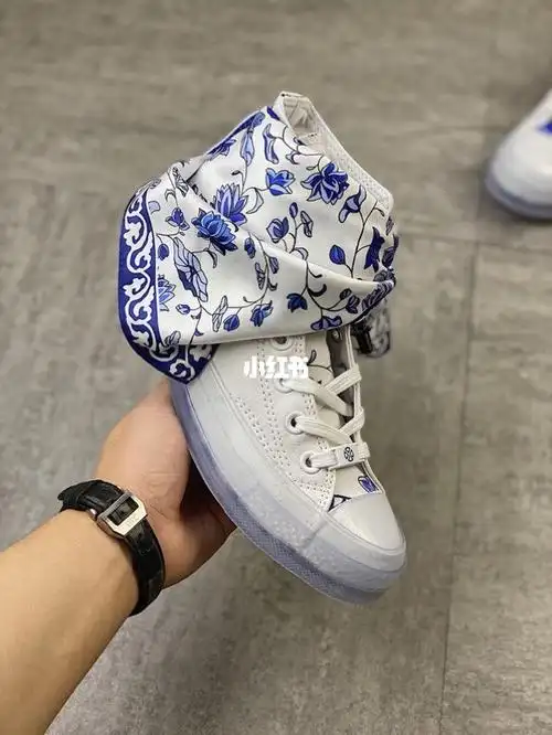 0_匡威怎么样_张艺兴_青花瓷_设计_莆田市自由行热门攻略_鞋控_莲花