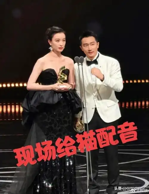 看把黄轩黑愁的皱起了眉头    倪妮:"说人话吗?",差点给我