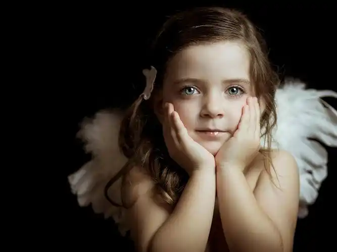 美丽的小天使,女孩,眼睛 壁纸 - 1024x768