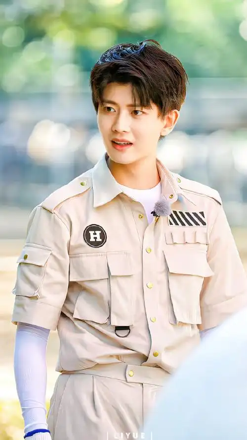 各种搞怪 让人笑到不行的超咪上综艺@任嘉伦allen#任嘉伦#rjl#任嘉伦