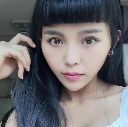 这几位"丑角"男演员,长相奇丑,为啥娶的老婆一个比一个还漂亮