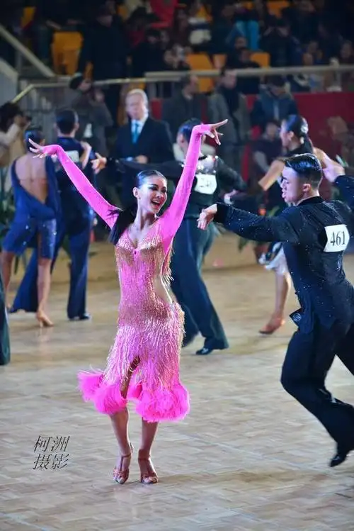 【2013第十五届cbdf国际标准舞公开赛】燃烧舞池,烈焰肢体